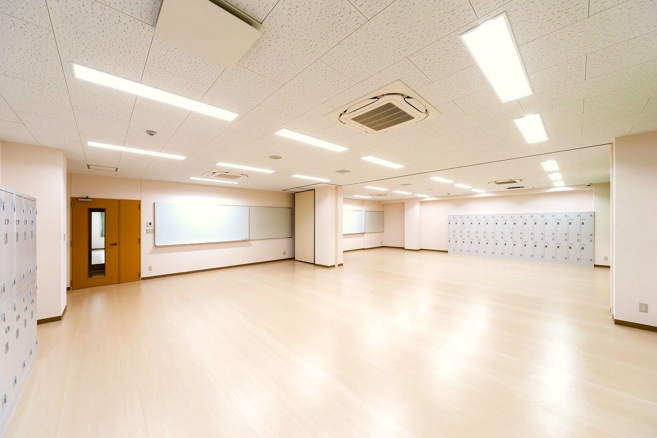 郡山学院高等専修学校　教室