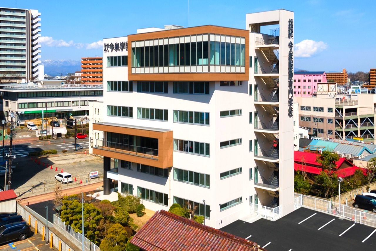 今泉服飾専門学校　外観